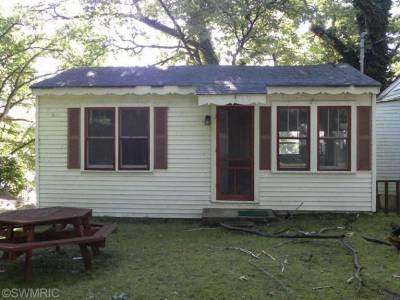 summer cottage sisters lakes