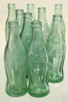 coca cola bottles 1940s.jpg